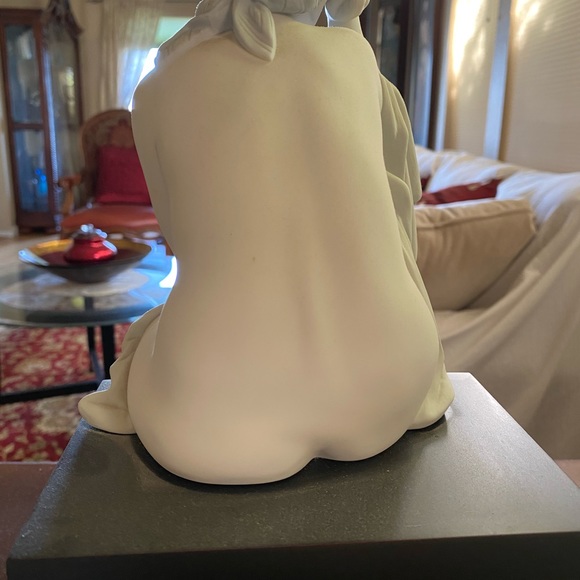 RETIRED 2004 ‘LOST IN THOUGHT’ Lladro item#01016887 - Picture 7 of 16